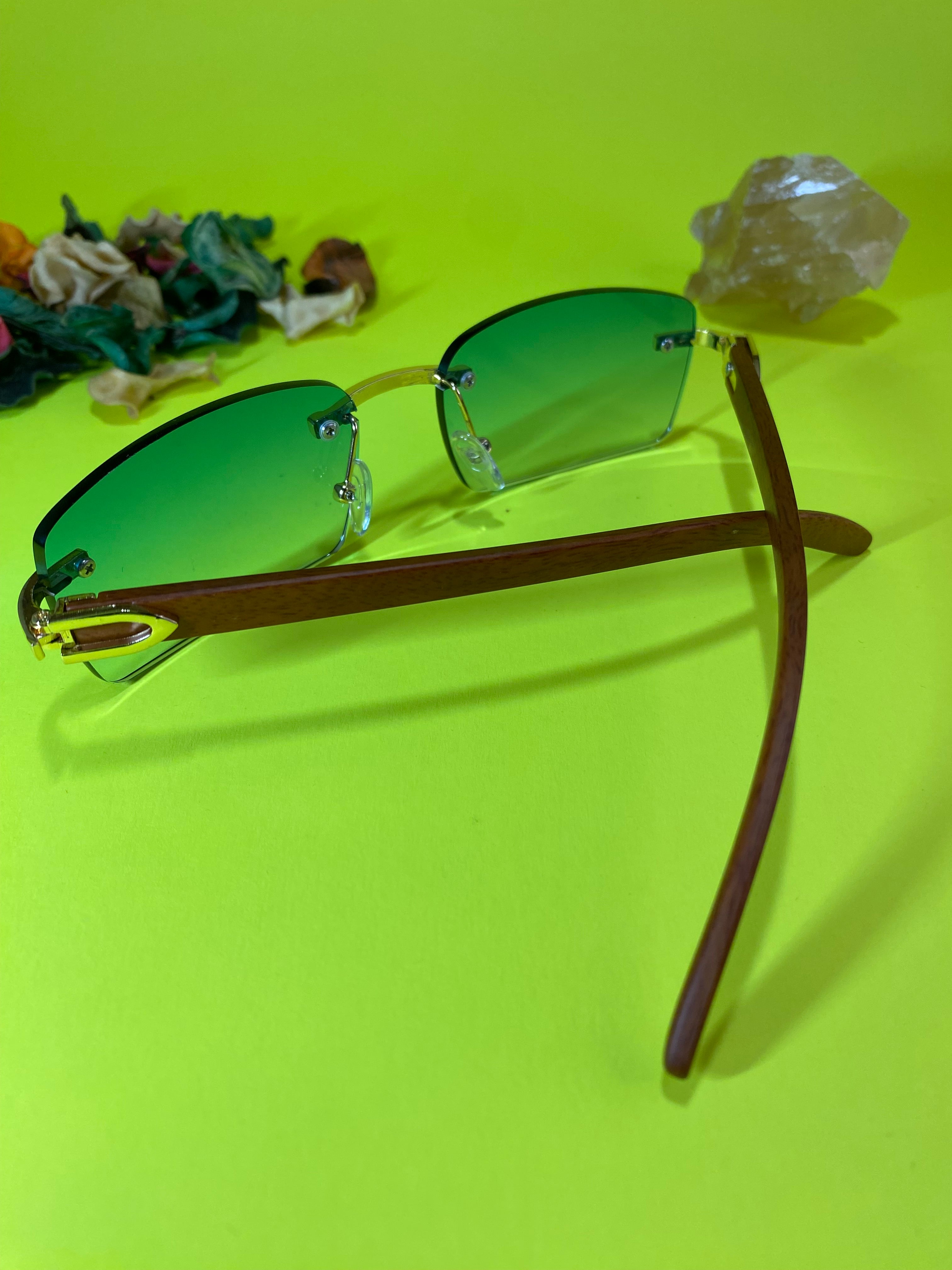 Rhodese Emerald Executive