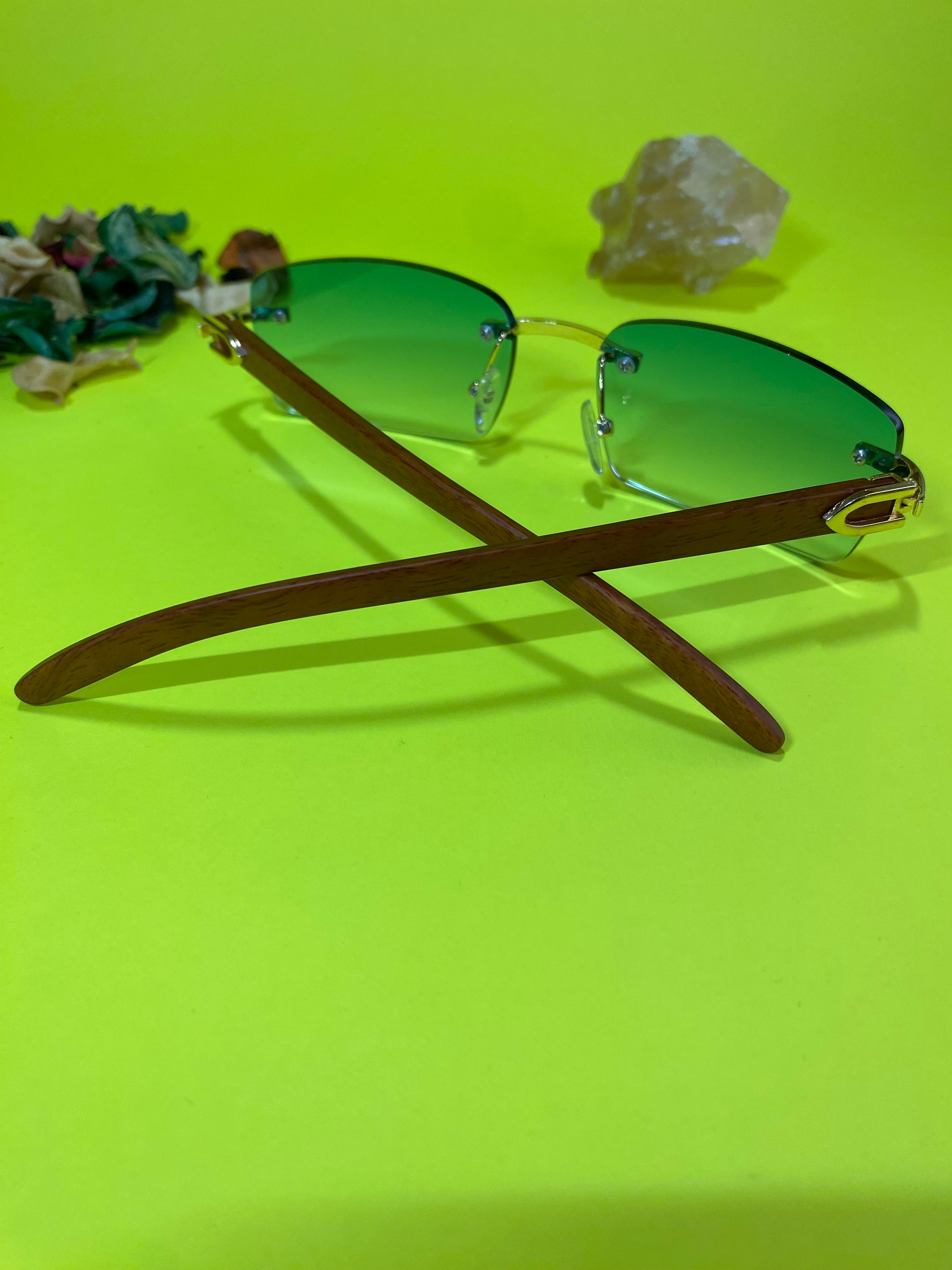 Rhodese Emerald Executive