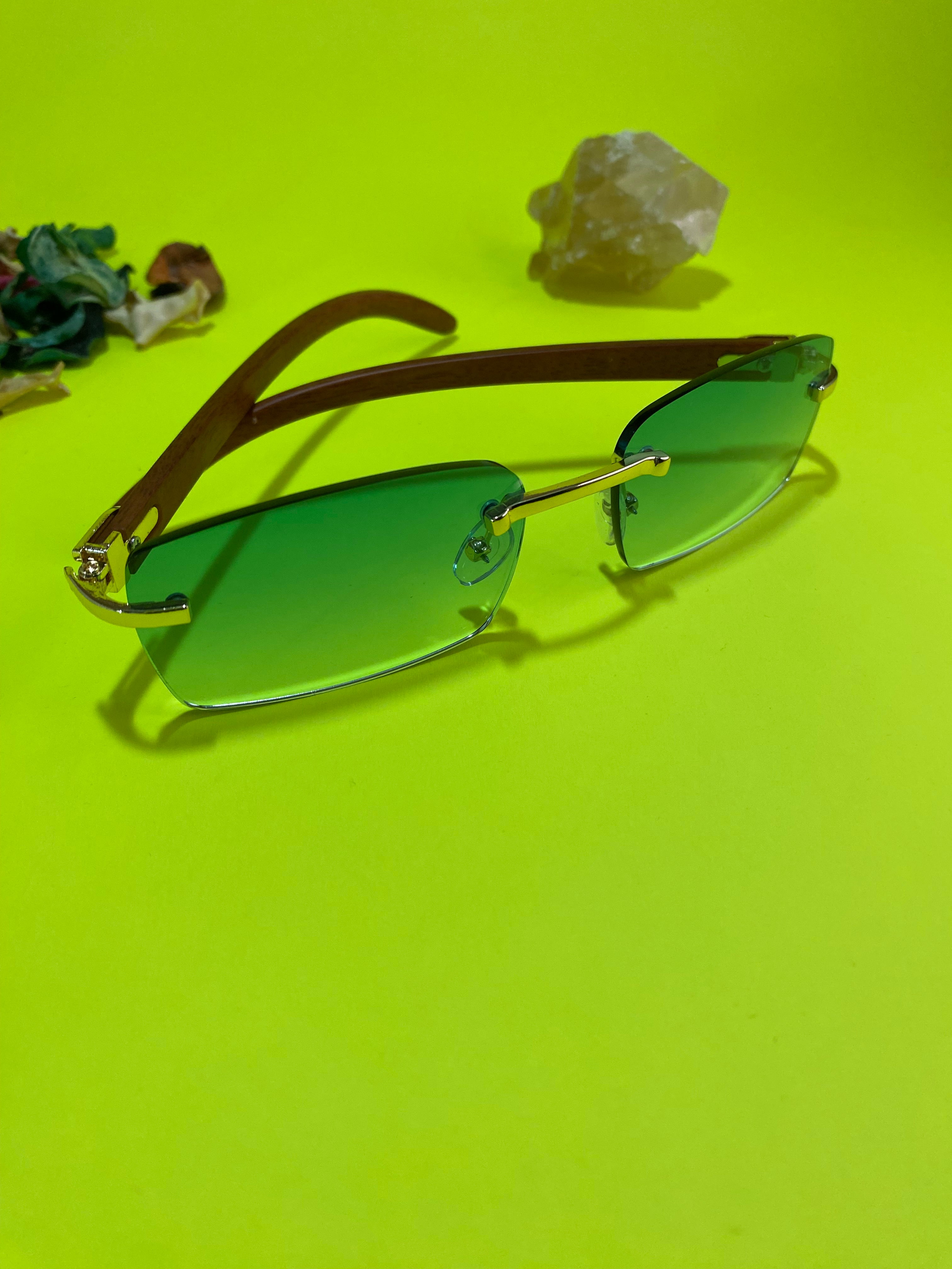 Rhodese Emerald Executive