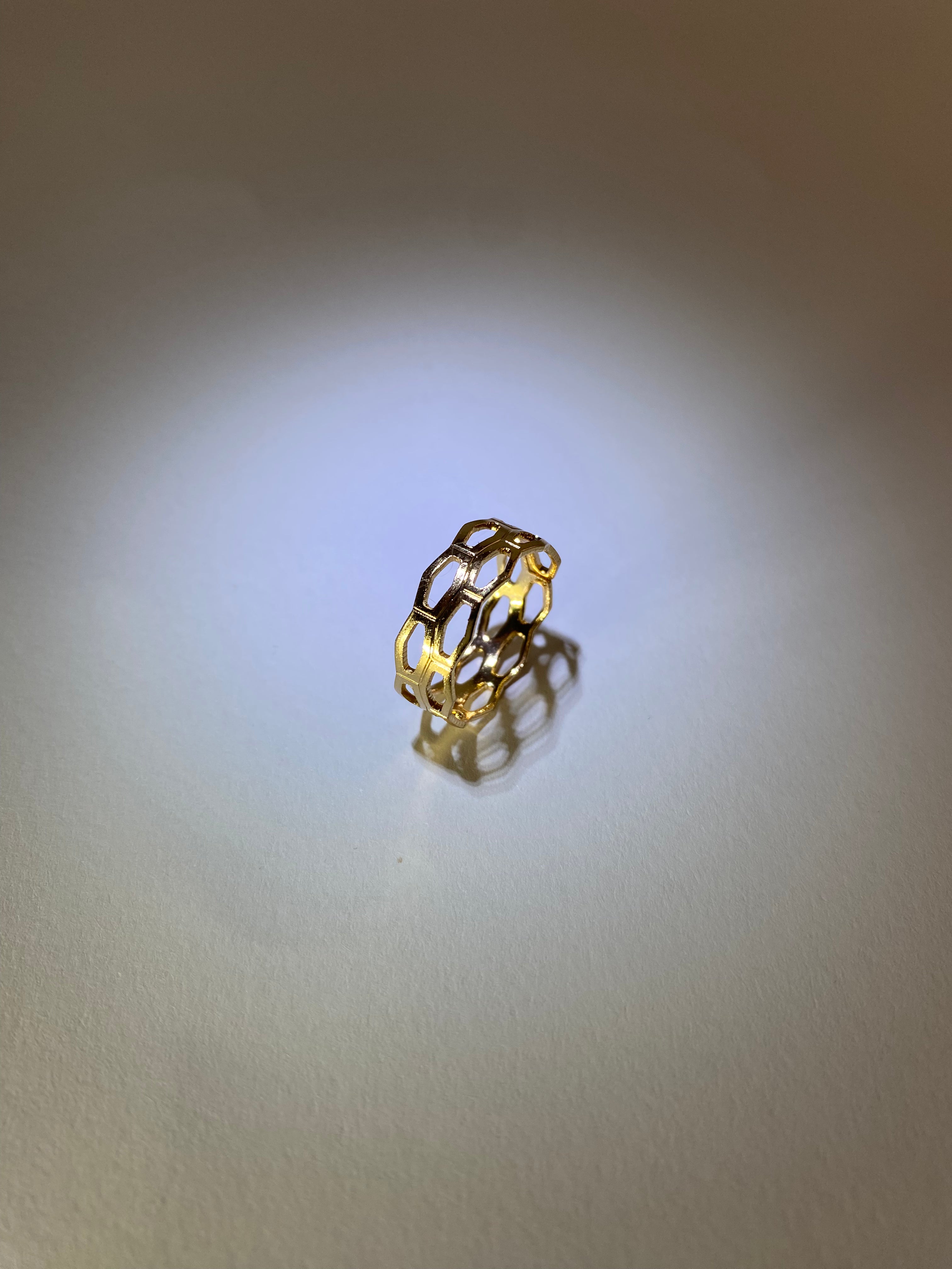 Rhodese Link Gold Ring