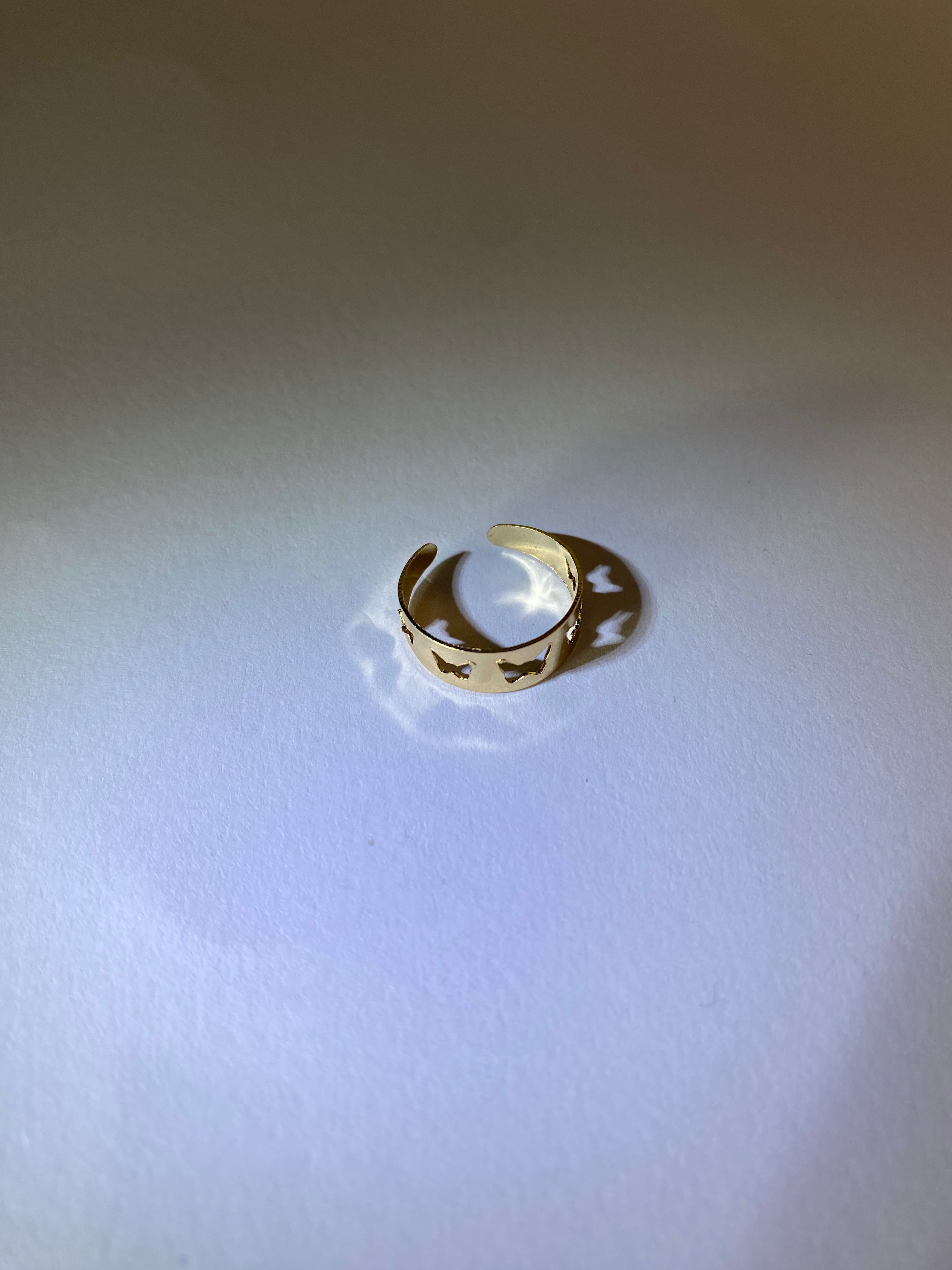 Rhodese Hammered Gold Band