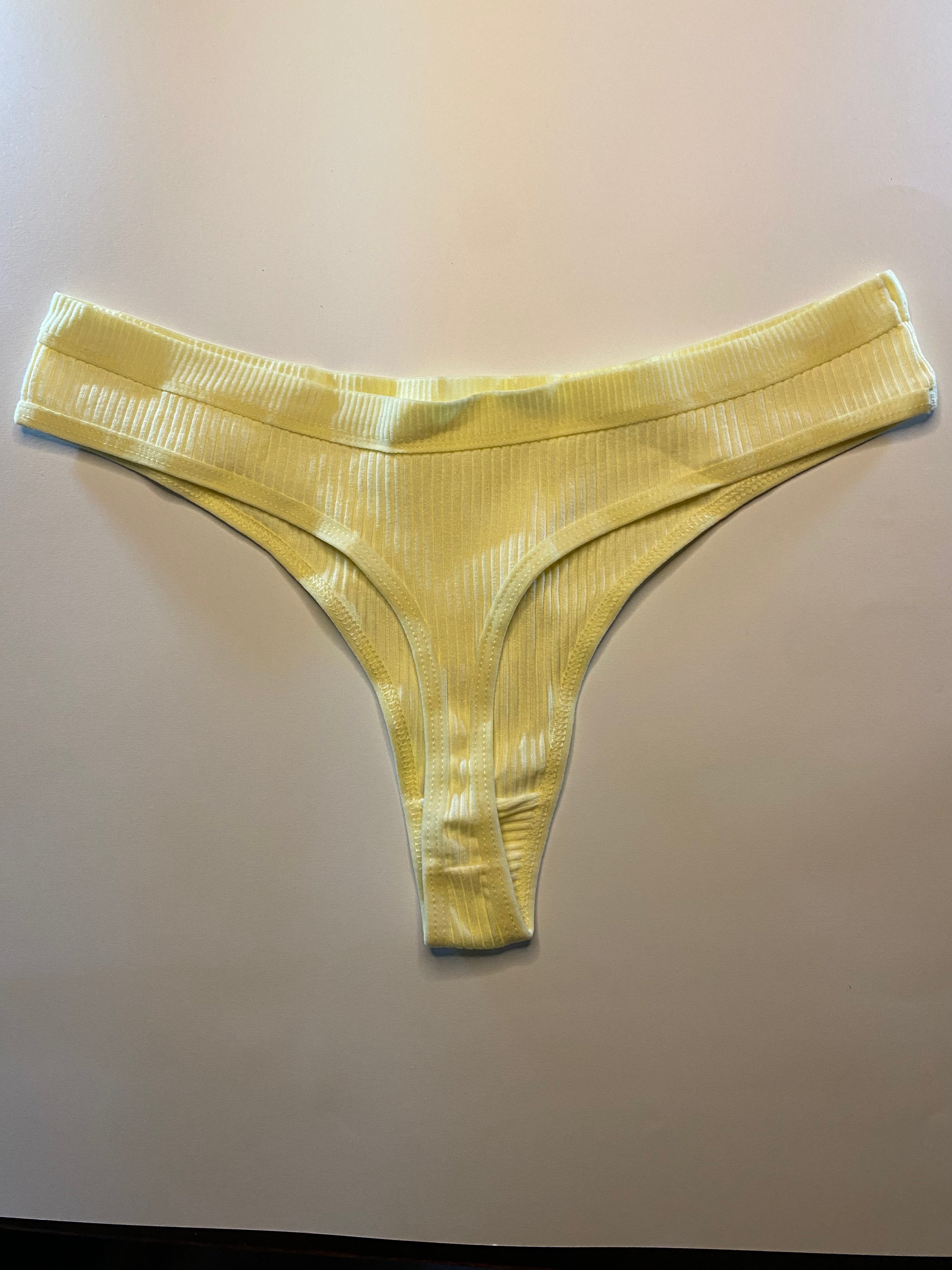 Rhodese Soft Aura – Lemon Radiance